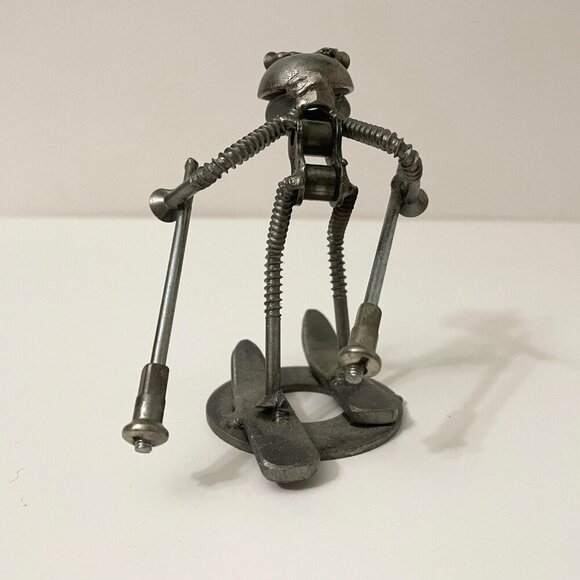Frog Metal Art Sculpture Skiing Figure Screws Washers - Picture 3 of 16